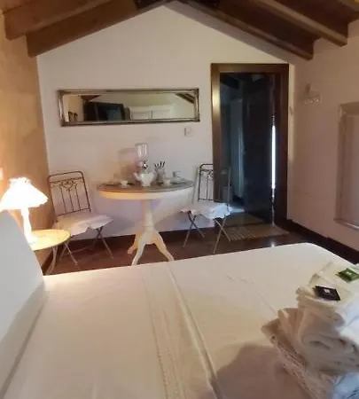 Bed & Breakfast Casa Del Teatro 3*