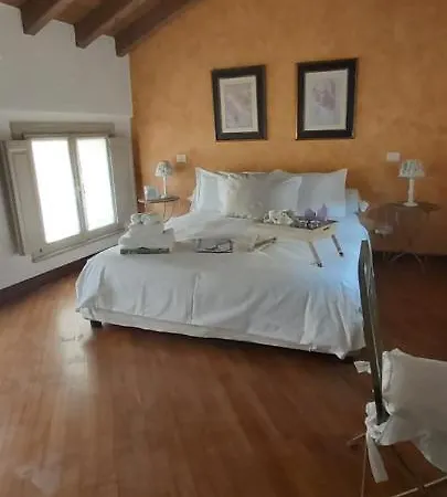 Bed & Breakfast Casa Del Teatro Mantova