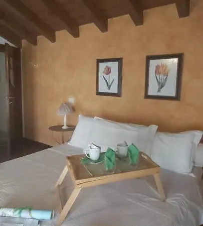 Bed & Breakfast Casa Del Teatro Mantua