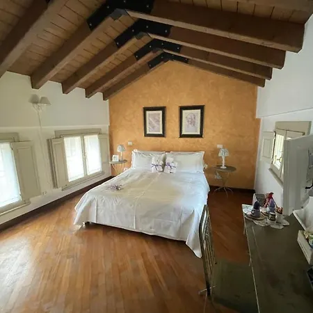 Casa Del Teatro Bed & Breakfast Mantova